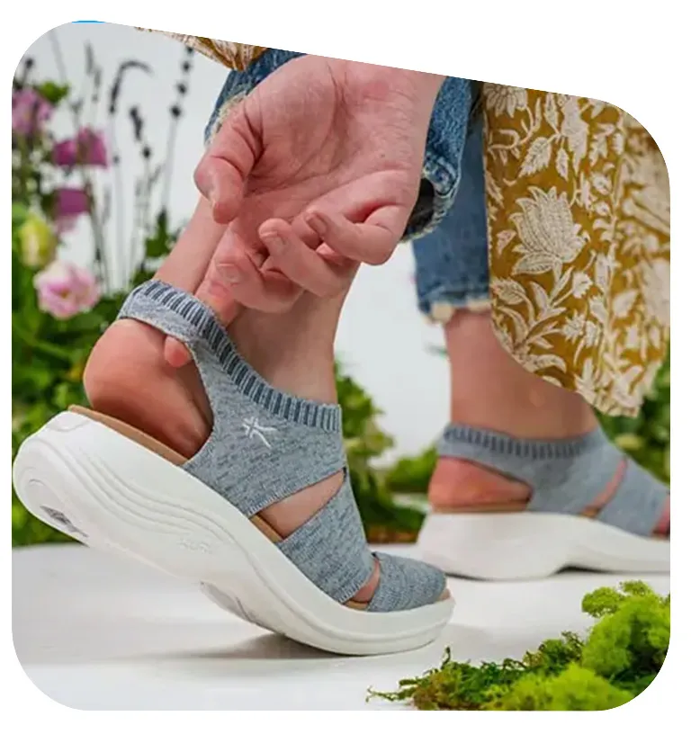 بررسی-انواع-صندل-زمستانه-زنانه-از-نظر-مدل-و-کاربرد-راهنمای خرید صندل زمستانه زنانه